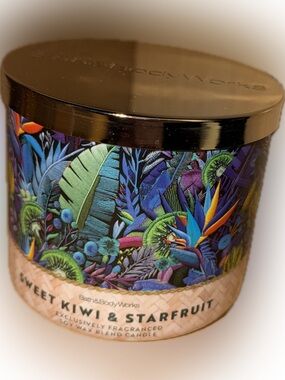 Bath & Body Works Sweet Kiwi & Starfruit 3-Wick Candle - Tropical Blue Label